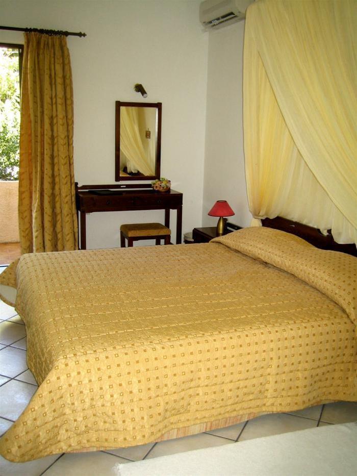 Aquarius Hotel Vasilikí Buitenkant foto